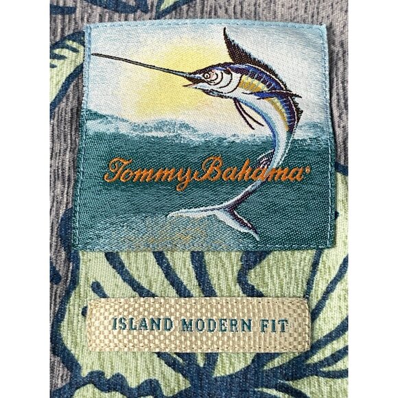 Tommy Bahama 100% Silk Men’s 2XL Island Modern Aloha Camp Shirt Marlin Pineapple - Picture 10 of 16